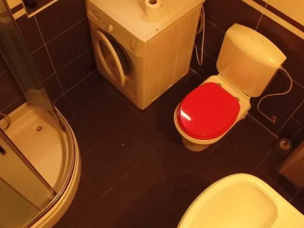 Дава се под наем Едностаен апартамент в Пловдив, Южен - 40 кв.м за 183.6 € - Снимка #1