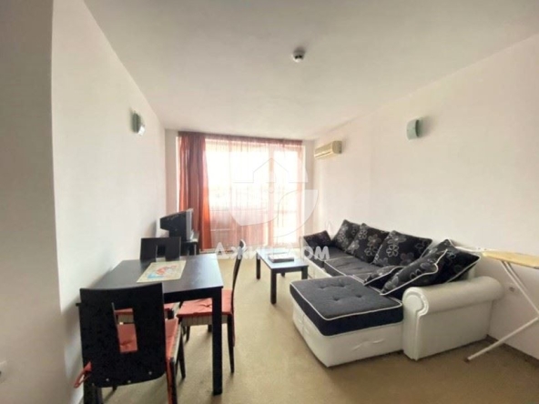 Двустаен апартамент в Бургас, Сарафово - 87 кв.м за 1092 €/кв.м - Снимка #1