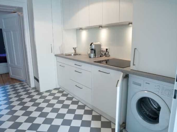 Дава се под наем Едностаен апартамент в Пловдив, Южен - 45 кв.м за 198.9 € - Снимка #1