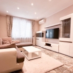 Дава се под наем Двустаен апартамент в София, Лозенец - 89 кв.м за 746.64 € - Снимка #1