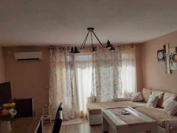 Тристаен апартамент в Пловдив, Остромила - 127 кв.м за 1221 €/кв.м - Снимка #1
