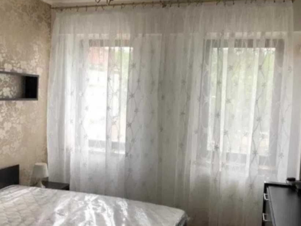 Дава се под наем Тристаен апартамент в Пловдив, Център - 77 кв.м за 234.6 € - Снимка #1