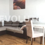 Дава се под наем Тристаен апартамент в Варна, Колхозен пазар - 70 кв.м за 478.38 € - Снимка #1