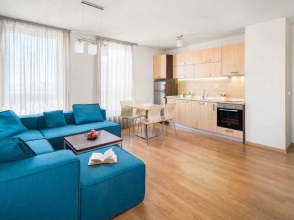 Дава се под наем Двустаен апартамент в София, Обеля 2 - 70 кв.м за 647.19 € - Снимка #1