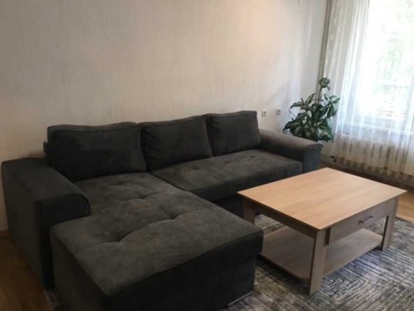 Дава се под наем Двустаен апартамент в София, Иван Вазов - 74 кв.м за 612 € - Снимка #1