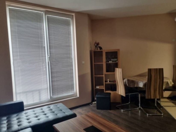 Дава се под наем Тристаен апартамент в София, Младост 4 - 84 кв.м за 697.17 € - Снимка #1