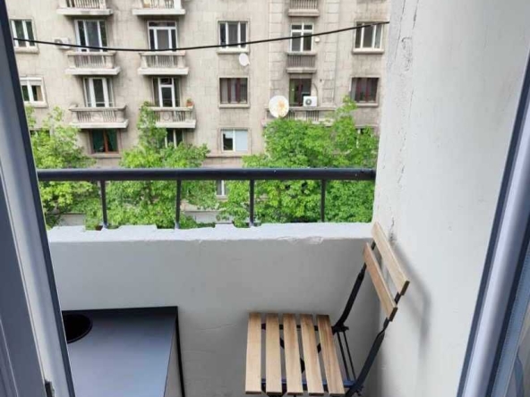 Дава се под наем Двустаен апартамент в София, Център - 65 кв.м за 650 € - Снимка #1