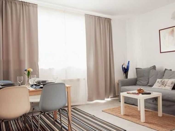 Дава се под наем Двустаен апартамент в София, Лозенец - 70 кв.м за 355 € - Снимка #1