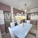 Дава се под наем Тристаен апартамент в Варна, Кайсиева градина - 70 кв.м за 598.23 € - Снимка #1