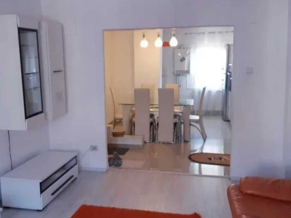 Дава се под наем Двустаен апартамент в Пловдив, Каменица 1 - 64 кв.м за 280.5 € - Снимка #1