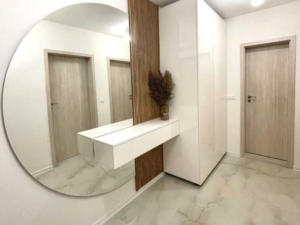Двустаен апартамент в София, Студентски град - 70 кв.м за 1213 €/кв.м - Снимка #1
