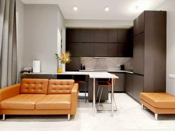 Дава се под наем Едностаен апартамент в Пловдив, Христо Смирненски - 40 кв.м за 224.4 € - Снимка #1