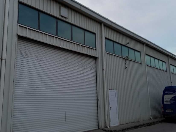 Склад в Варна, Метро - 781 кв.м за 588 €/кв.м - Снимка #1