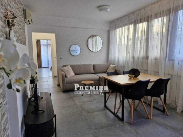 Двустаен апартамент в к.к. Слънчев бряг - 61 кв.м за 836 €/кв.м - Снимка #1