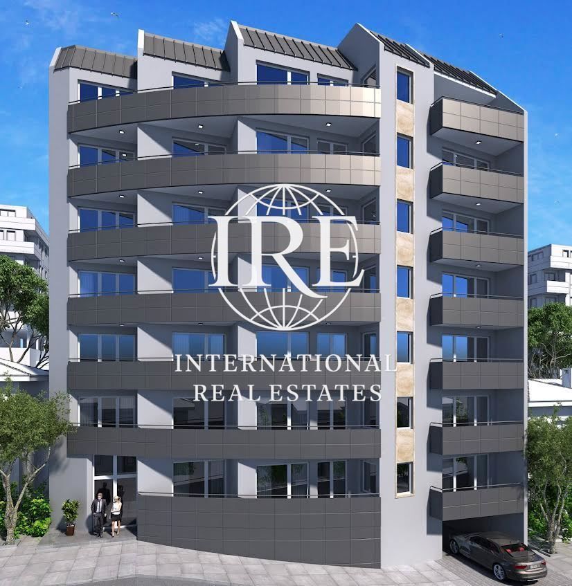 Тристаен апартамент в Варна, Център - 90 кв.м за 2289 €/кв.м - Снимка #1