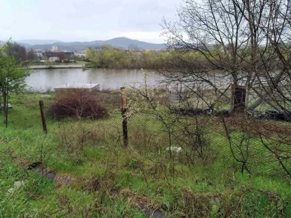 Парцел в Кърджали, Веселчане - 350 кв.м за 0 €/кв.м - Снимка #1