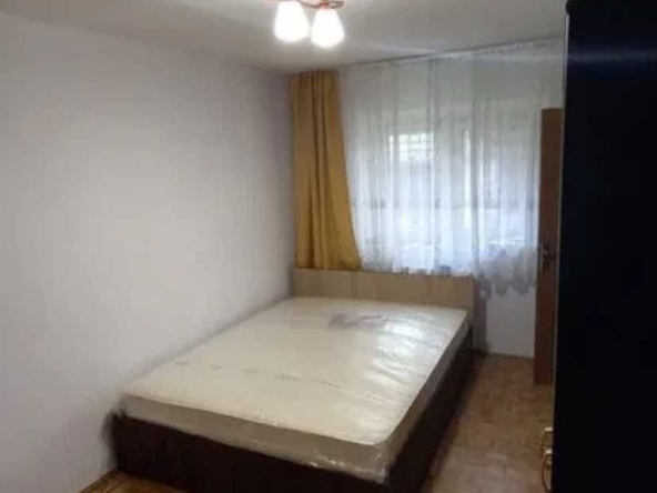 Дава се под наем Едностаен апартамент в Пловдив, Коматево - 48 кв.м за 178.5 € - Снимка #1