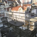 Дава се под наем Двустаен апартамент в Шумен, Център - 70 кв.м за 280.5 € - Снимка #1