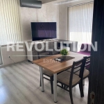 Дава се под наем Тристаен апартамент в Варна, Бриз - 80 кв.м за 598.23 € - Снимка #1