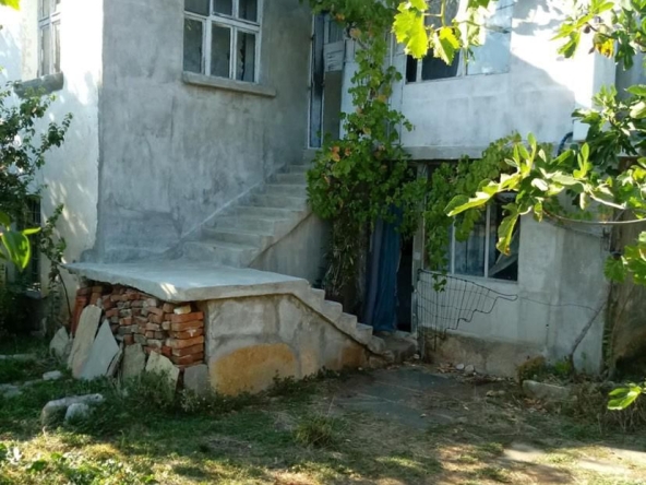 Къща в с. Ламбух, Област Хасково - 67 кв.м за 381 €/кв.м - Снимка #1