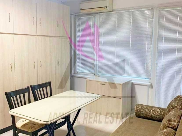 Дава се под наем Двустаен апартамент в Варна, Възраждане 2 - 53 кв.м за 409 € - Снимка #1