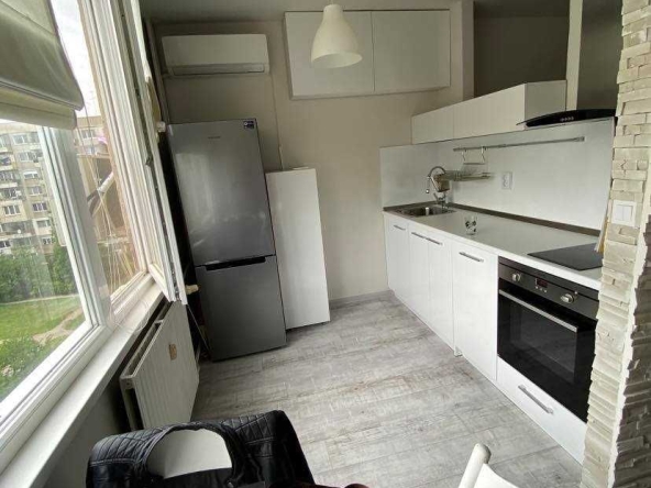 Дава се под наем Едностаен апартамент в София, Люлин 7 - 42 кв.м за 298.86 € - Снимка #1