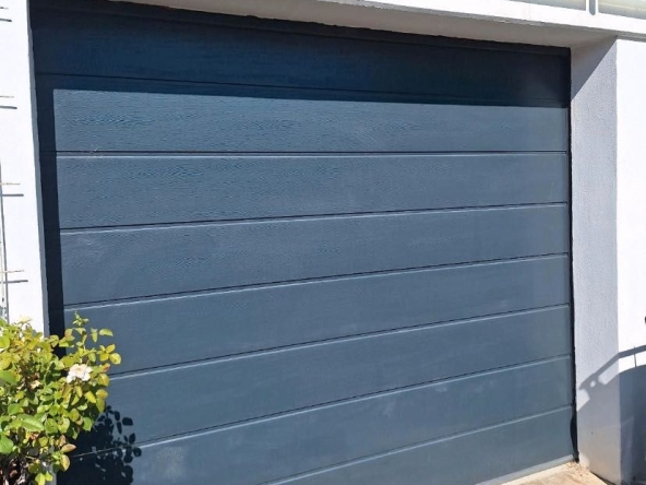 Гараж / Паркомясто в с. Брестовене, Област Разград - 5 кв.м за 173 €/кв.м - Снимка #1