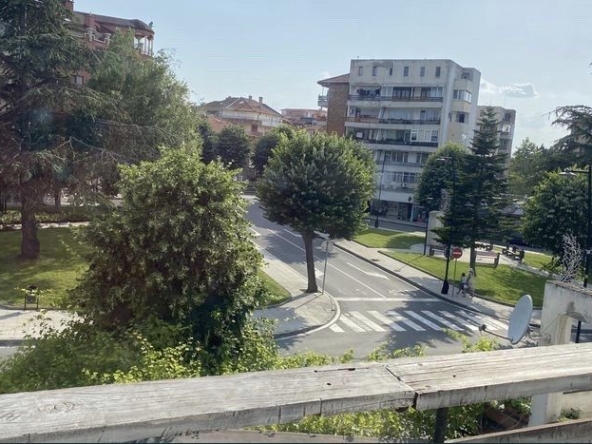 Дава се под наем Многостаен апартамент в Несебър - 110 кв.м за 498.27 € - Снимка #1