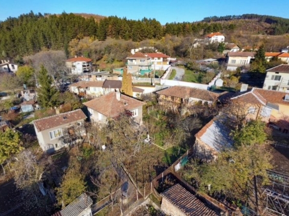 Парцел в с. Локорско, Област София-град - 780 кв.м за 276 €/кв.м - Снимка #1