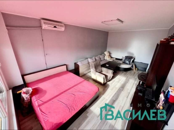 Двустаен апартамент в София, Център - 65 кв.м за 1154 €/кв.м - Снимка #1