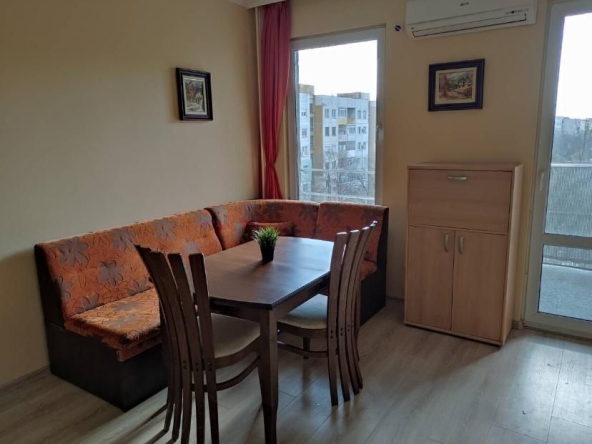 Дава се под наем Двустаен апартамент в Пловдив, Тракия - 60 кв.м за 325 € - Снимка #1