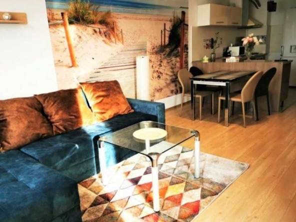 Дава се под наем Тристаен апартамент в Пловдив, Каменица 2 - 84 кв.м за 311.1 € - Снимка #1