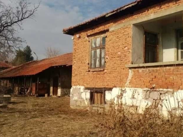 Къща в с. Бяла река, Област Пловдив - 100 кв.м за 720 €/кв.м - Снимка #1