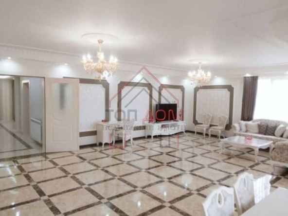 Дава се под наем Многостаен апартамент в Варна, Младост 1 - 300 кв.м за 1500 € - Снимка #1