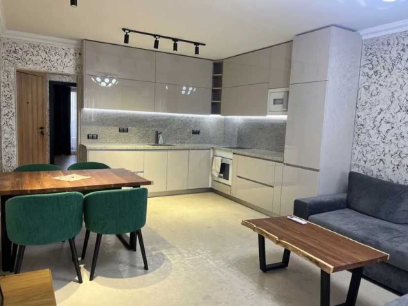 Дава се под наем Двустаен апартамент в Пловдив, Кършияка - 65 кв.м за 525 € - Снимка #1