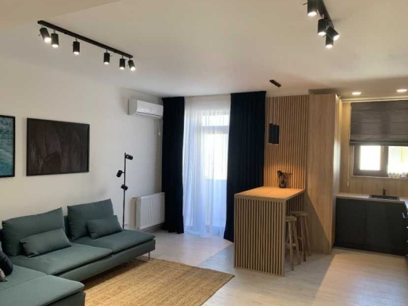 Дава се под наем Двустаен апартамент в Пловдив, Остромила - 60 кв.м за 275.4 € - Снимка #1