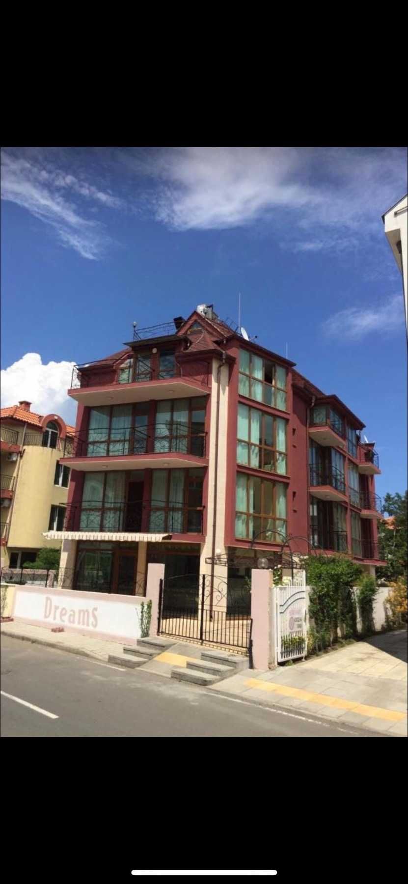 Дава се под наем Заведение в Несебър - 100 кв.м за 1020 € - Снимка #1