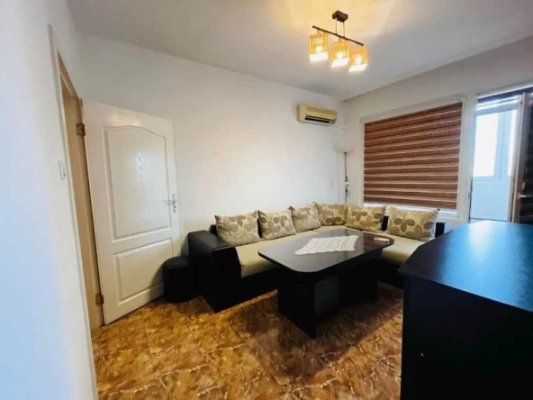 Двустаен апартамент в Търговище, Център - 53 кв.м за 751 €/кв.м - Снимка #1