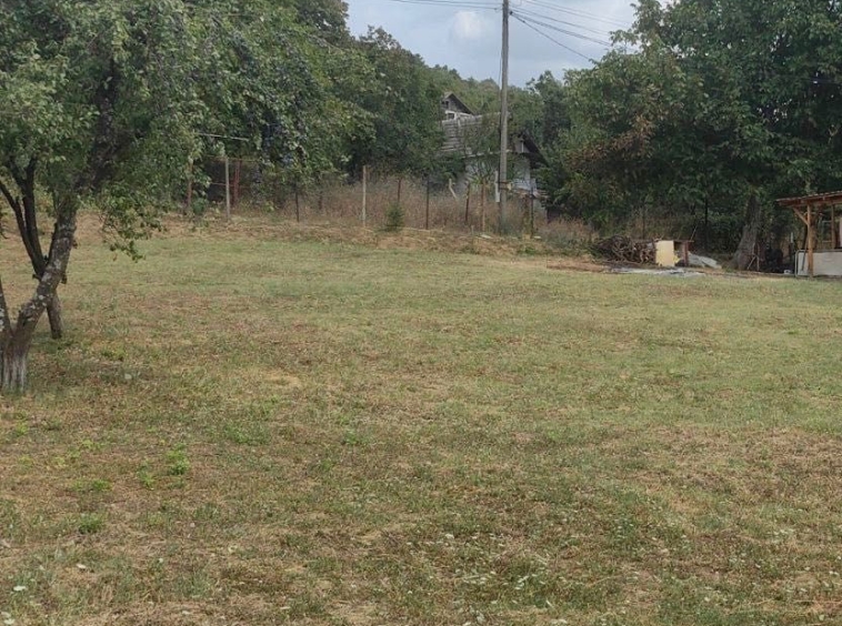 Парцел в Враца, Център - 16200 кв.м за 0 €/кв.м - Снимка #1