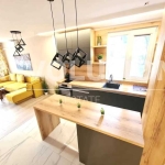 Дава се под наем Тристаен апартамент в Варна, Нептун - 100 кв.м за 797.64 € - Снимка #1