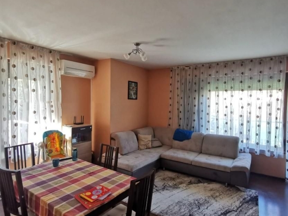 Дава се под наем Тристаен апартамент в София, Редута - 96 кв.м за 600 € - Снимка #1