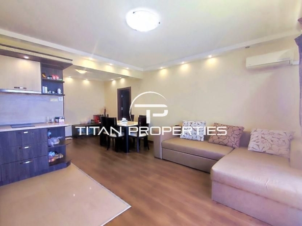 Дава се под наем Тристаен апартамент в Варна, Център - 140 кв.м за 1000 € - Снимка #1