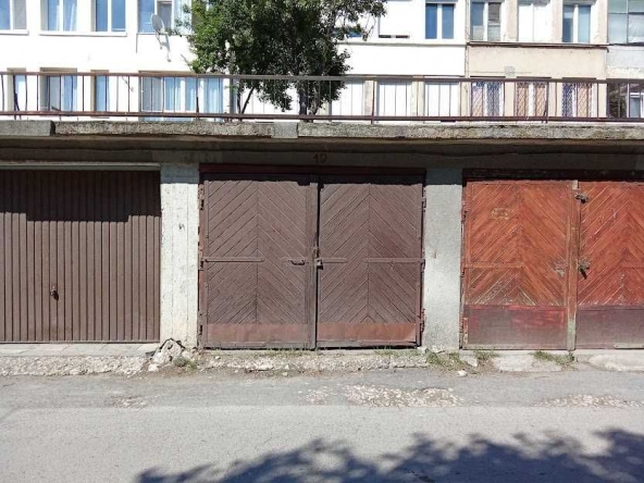 Дава се под наем Гараж / Паркомясто в Варна, Чаталджа - 16 кв.м за 102 € - Снимка #1