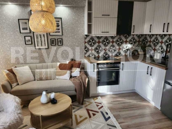 Тристаен апартамент в Пловдив, Гагарин - 61 кв.м за 2123 €/кв.м - Снимка #1