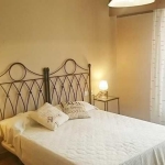 Дава се под наем Тристаен апартамент в Пловдив, Център - 90 кв.м за 331.5 € - Снимка #1