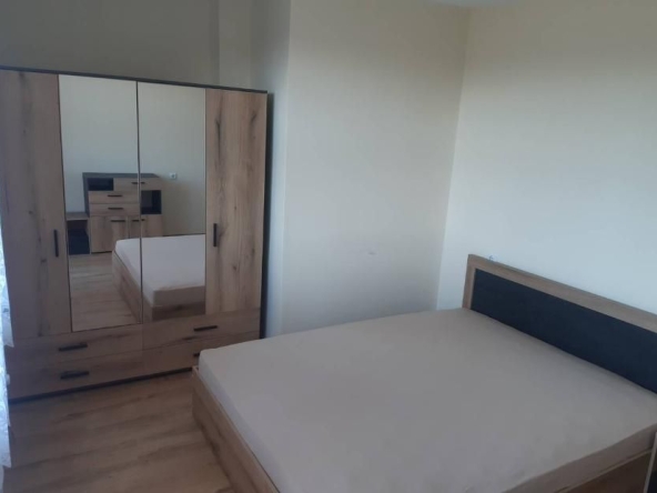 Дава се под наем Тристаен апартамент в Пловдив, Съдийски - 89 кв.м за 420 € - Снимка #1