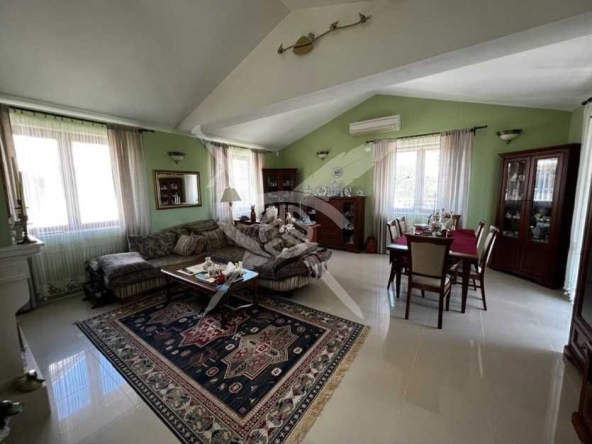 Къща в с. Кошарица, Област Бургас - 205 кв.м за 1879 €/кв.м - Снимка #1