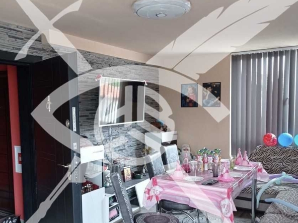 Четиристаен апартамент в Варна, Колхозен пазар - 181 кв.м за 1260 €/кв.м - Снимка #1