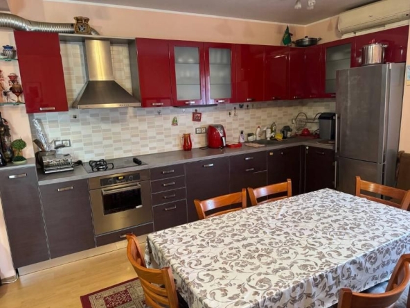 Дава се под наем Двустаен апартамент в Пловдив, Каменица 1 - 68 кв.м за 500 € - Снимка #1