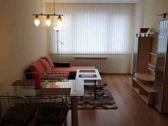 Дава се под наем Двустаен апартамент в София, Център - 58 кв.м за 348.84 € - Снимка #1